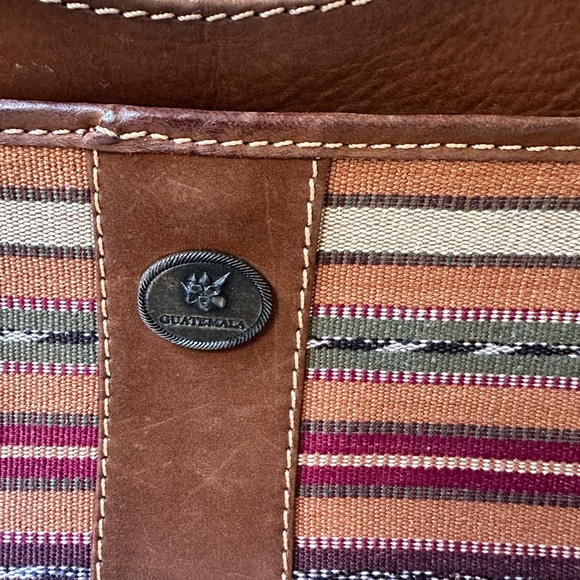 Handmade in Guatemala woven shoulder bag – boho western stripes, brown trim, sma - Picture 9 of 9